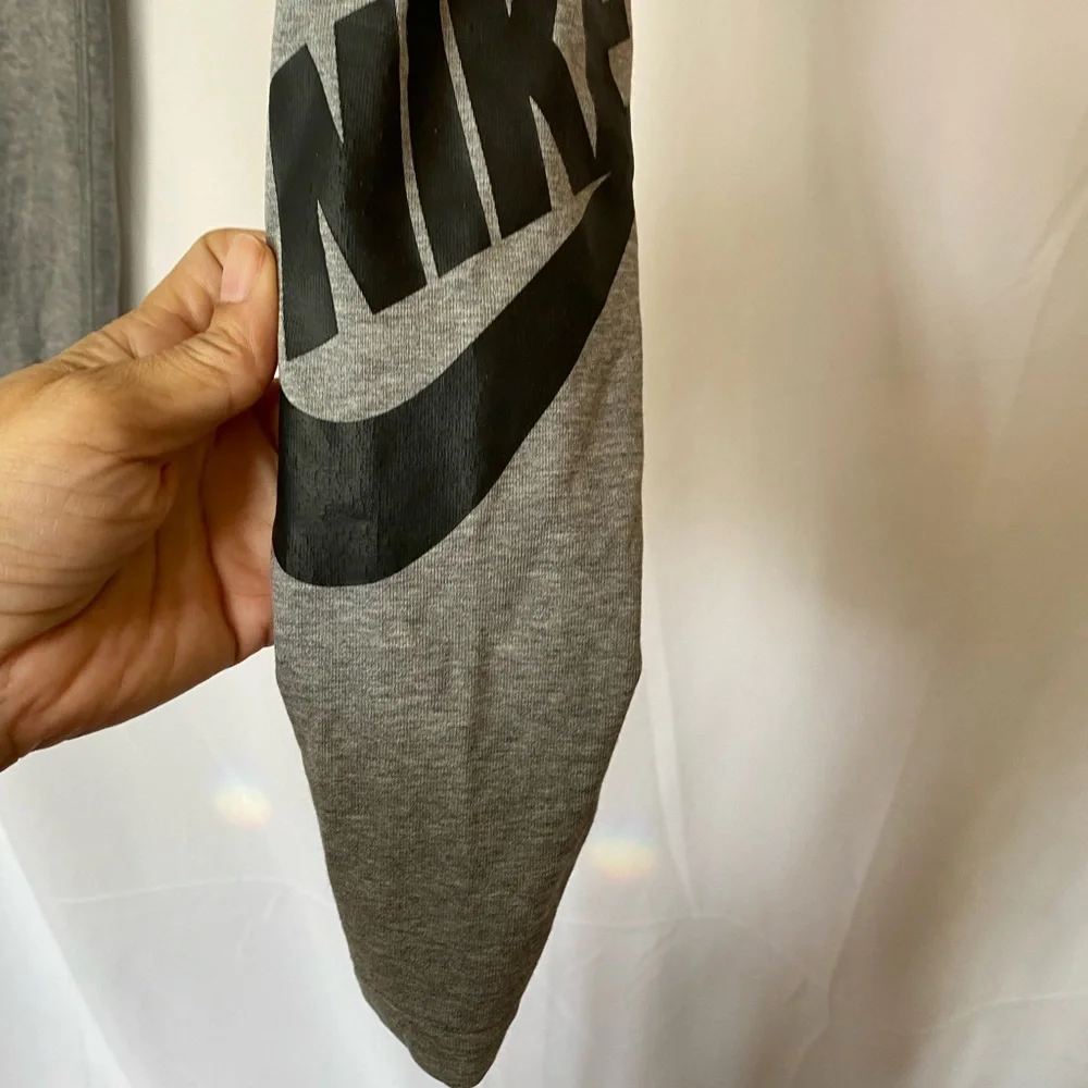 NIKE Leggings Gray with black nike logo size XS great for yoga or gym workouts